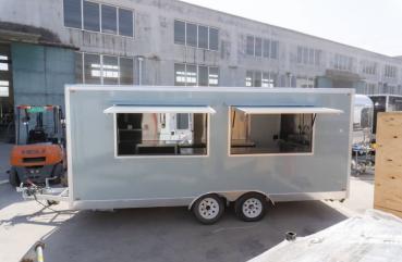 Dieser Verkaufsänhänger wartet auf Ihre Wünsche in Sachen Inneneinrichtung. Döner, Kebab, Pizza oder klassisch "IMBISS" - alles ist möglich