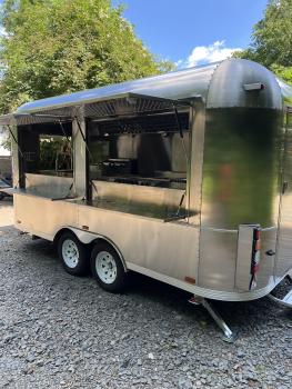 Unser AIR S450 ist garantiert auf jeder Veranstaltung ein Kundenmagnet. Edelstahlchassis sowie Edelstahleinrichtung lassen keine Wünsche offen. Finanzierung ohne Anzahlung möglich